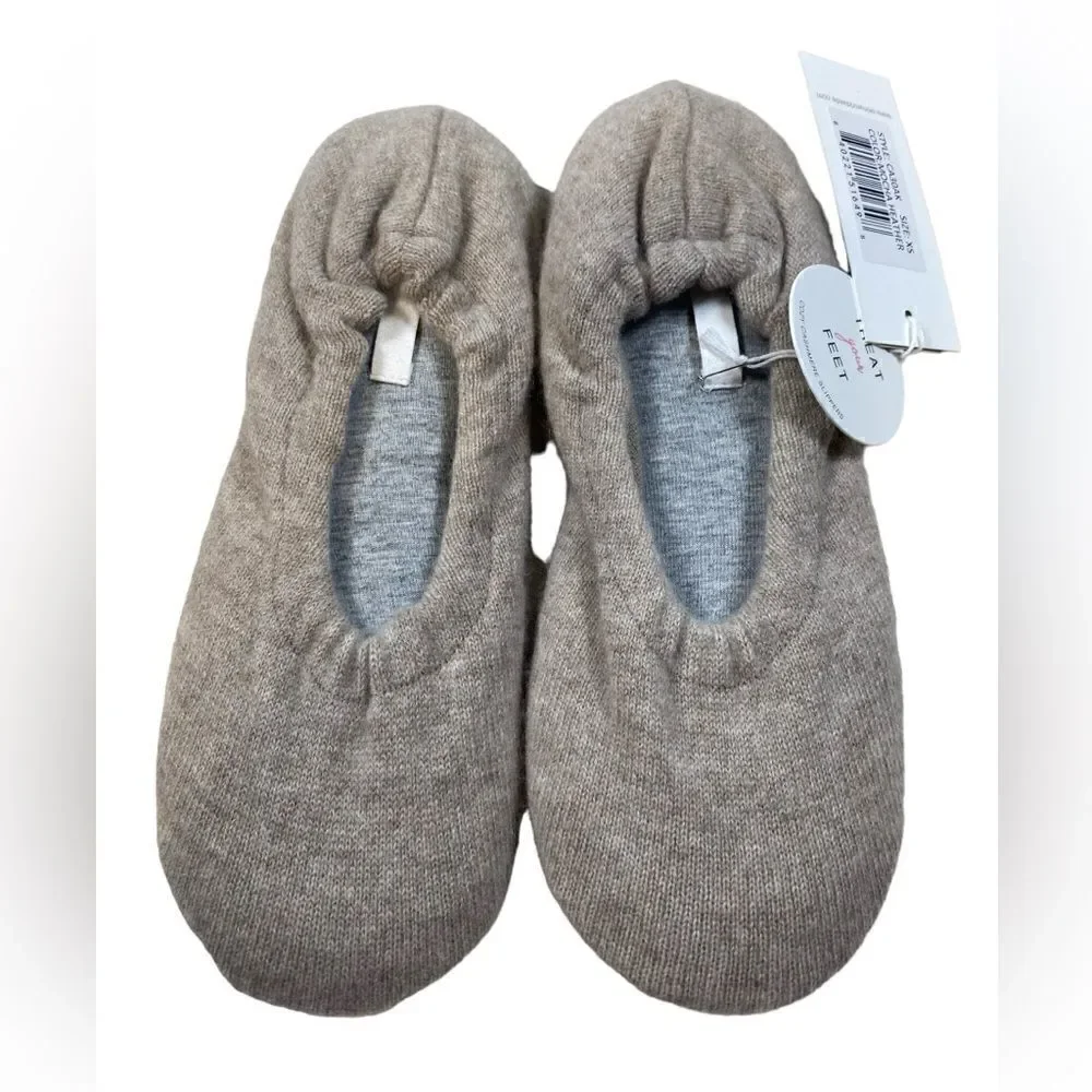 NWT SKIN Girls 100% Cashmere Mocha Ballet Slippers House-shoes - Size XS/ 3-4